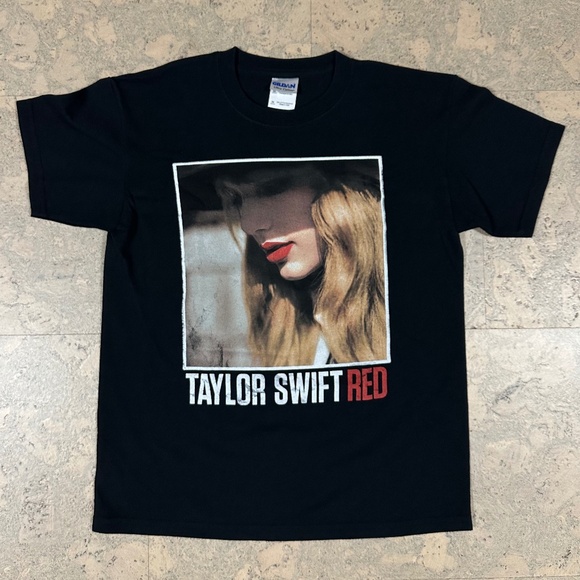 Taylor Swift 2013 The Red Tour Concert Short Sleeve Tee Shirt Youth Medium - Picture 1 of 8